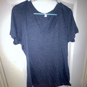 Navy v neck t-shirt